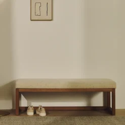 Discount Kave Home Bankje Loya Chenille en beukenhout, 128cm