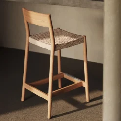 Outlet Kave Home Barkruk Yalia Eikenhout en touw (zithoogte 65cm)