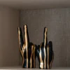 Outlet Richmond Interiors Decoratie Hand Middelvinger, kleur Zwart/Goud