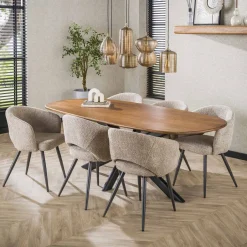 Hot LifestyleFurn Deens Ovale Eettafel Syeda Mangohout Massief mango zandkleur