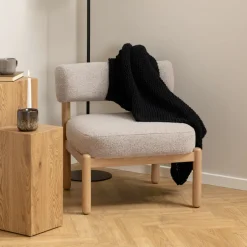 Best Bendt Fauteuil Conni, Eikenhout en bouclé, kleur Beige
