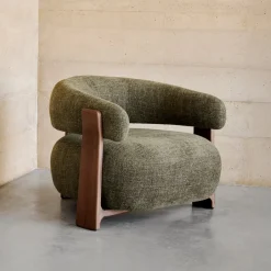 Outlet Kave Home Fauteuil Granite Chenille en noten essenhout