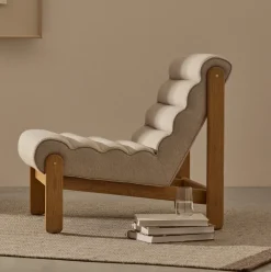 Kave Home Fauteuil Magira Structuurstof en eikenhout, kleur Beige