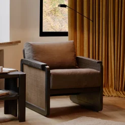 Online Ethnicraft Fauteuil Panel Gevernist Teakhout, rotan en stof, kleur Grey Linen Donkerbruin