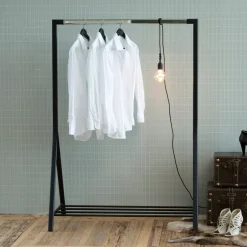 New Bendt Kledingrek Mathias