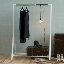 New Bendt Kledingrek Mathias