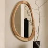 Outlet Kave Home Organische Spiegel Selem Mungurhout, 107 x 60cm