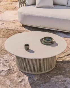 Best Kave Home Outdoor Salontafel Orosei Gesinterde steen en touw, 90cm