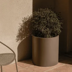 Online Kave Home Plantenpot Aiguablava kleur Bruin