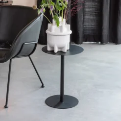 Clearance Zuiver Ronde Bijzettafel Snow Staal, 35cm, kleur Zwart