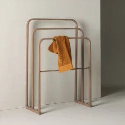 Online Nohr Staand Handdoekenrek Shinika Staal