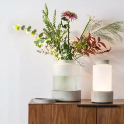 Zuiver Vaas/Tafellamp Reina Beton en glas