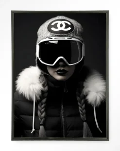 Hot Urban Cotton Wandkleed Luxury Snow Girl in maat en frame naar keuze