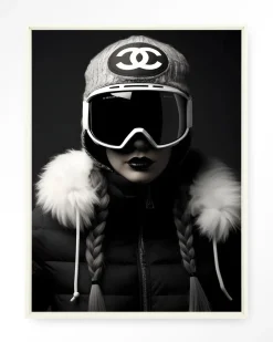 Hot Urban Cotton Wandkleed Luxury Snow Girl in maat en frame naar keuze