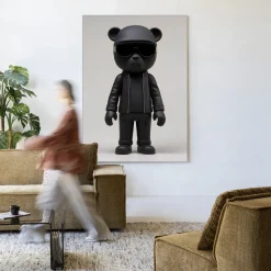Hot Urban Cotton Wandkleed Security Bear in maat en frame naar keuze