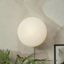 Online it's about RoMi Wandlamp Sapporo